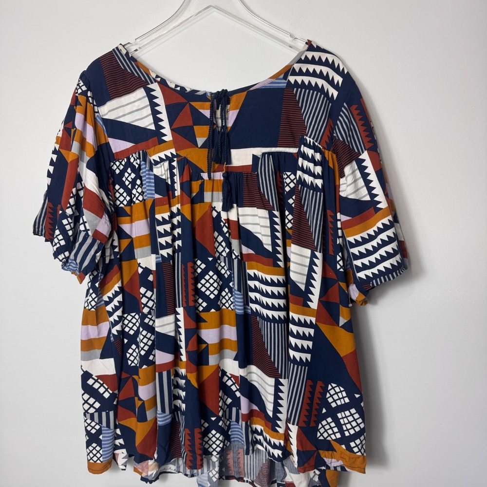 Porridge Geometric Tunic top size 2x 2220